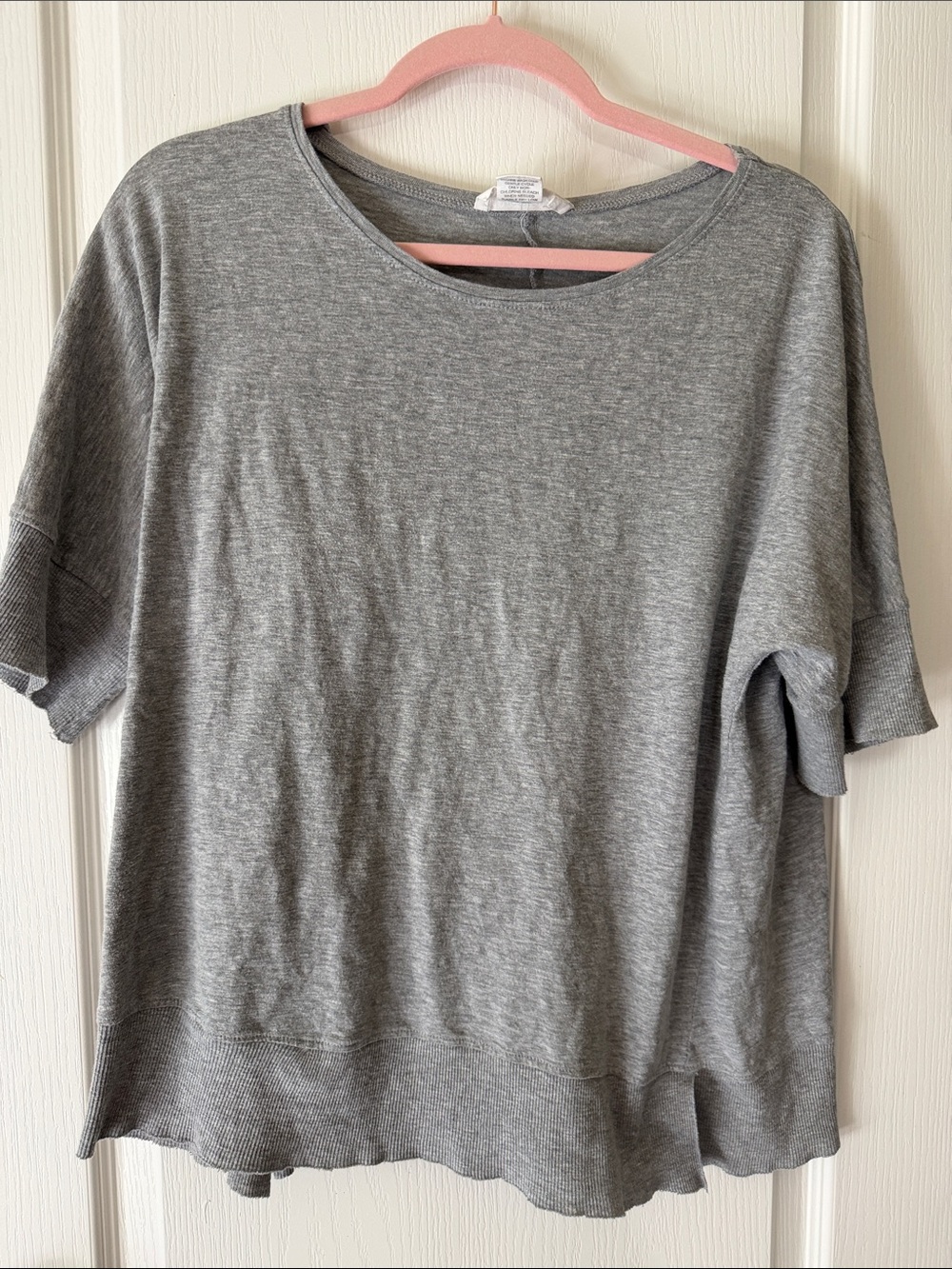 Women's XL Gray Short-Sleeve Relaxed Top